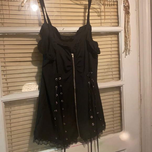 Xian Xian Sexy Soft Silky lace up top 2XL- New Wout tags - Picture 1 of 7